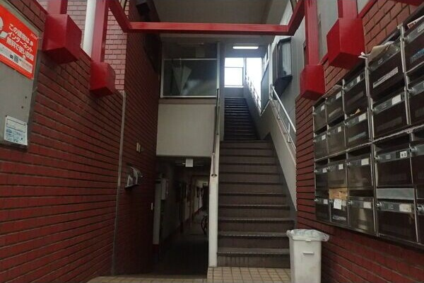 トリプルステーション菱屋西