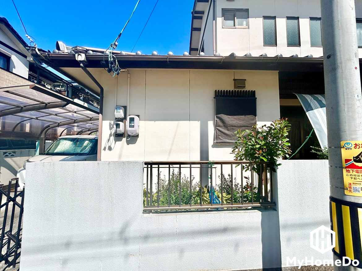 守山区小幡中　2期の外観