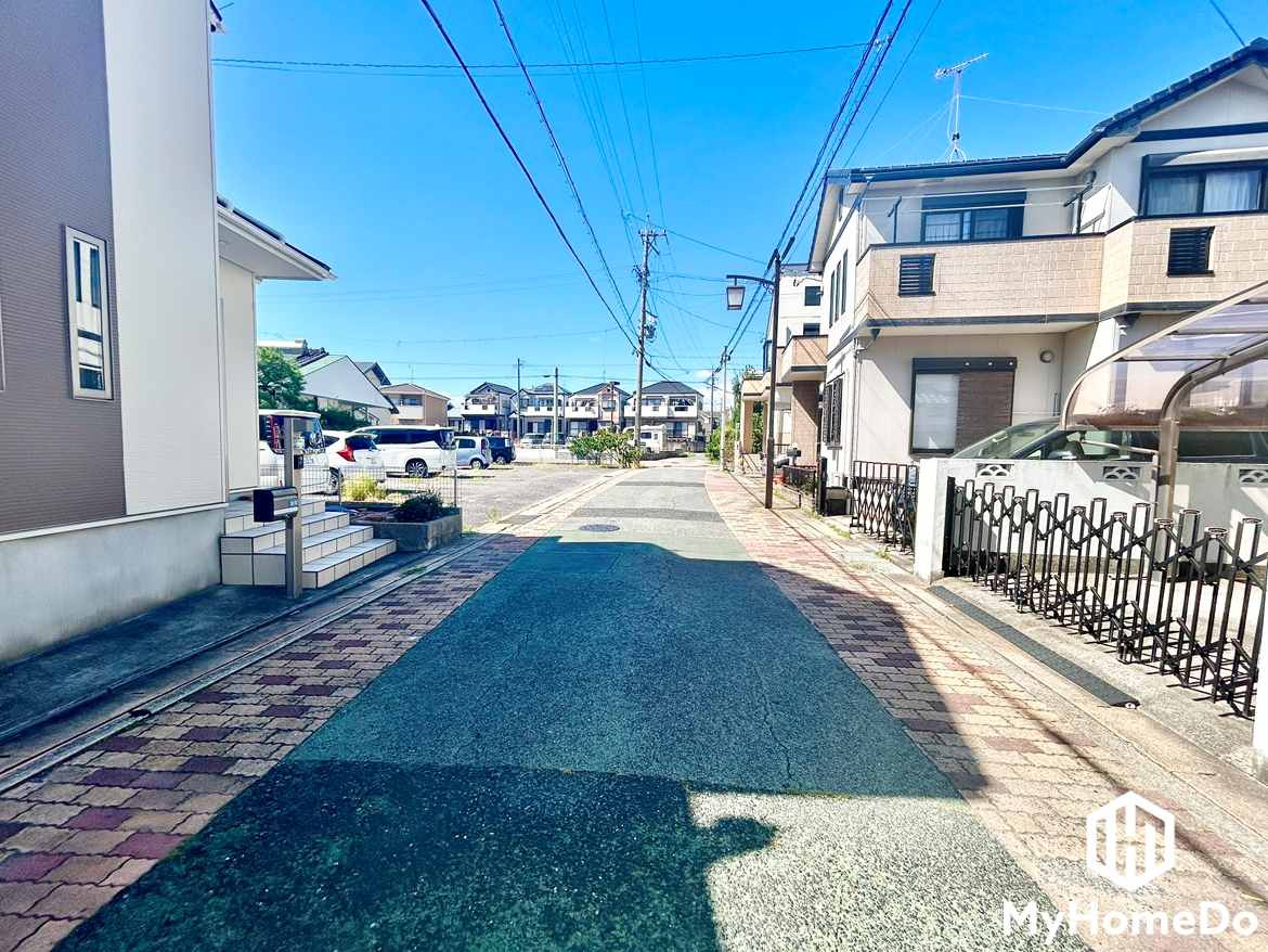 守山区小幡中　2期の前面道路含む現地写真