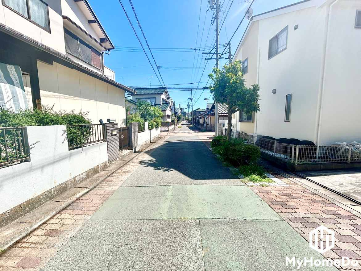守山区小幡中　2期の前面道路含む現地写真