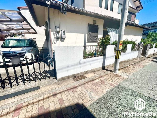 守山区小幡中　2期の外観