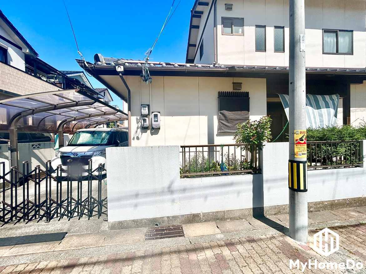 守山区小幡中　2期の外観