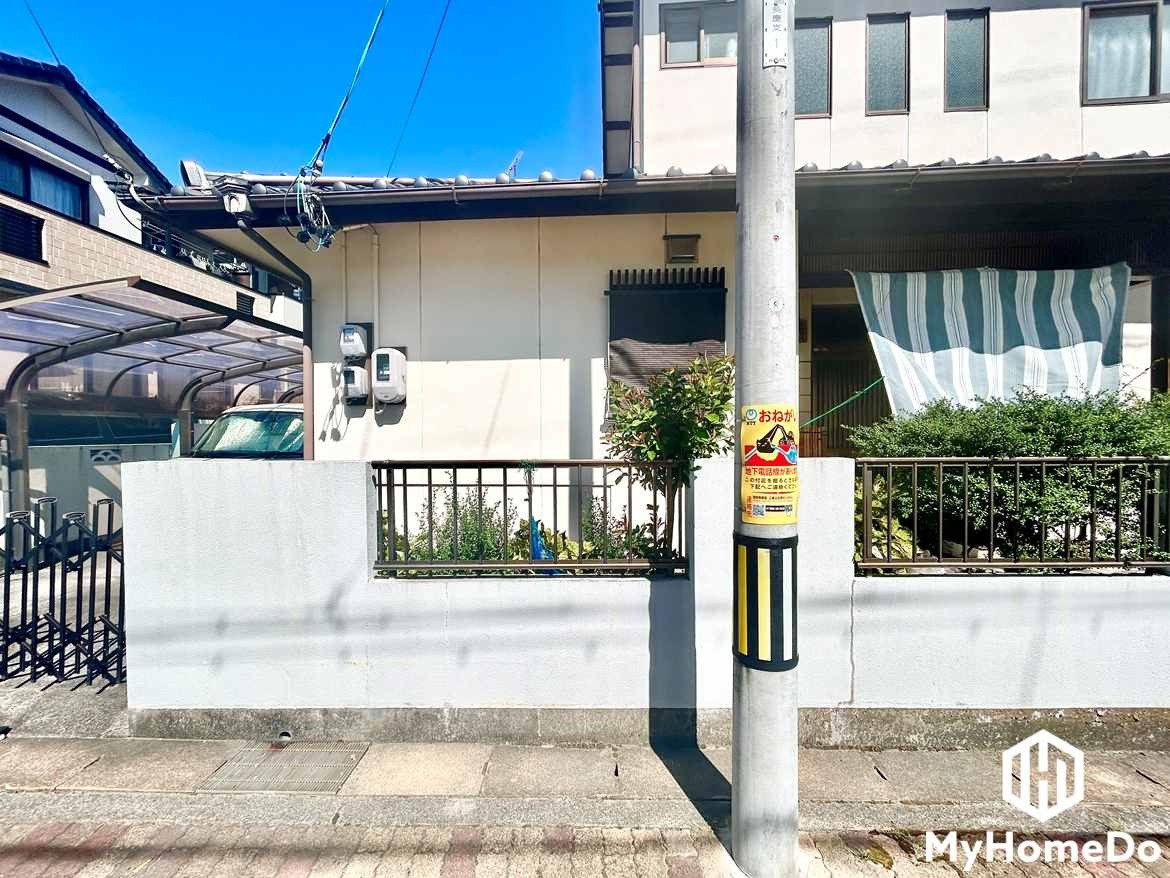 守山区小幡中　2期の外観