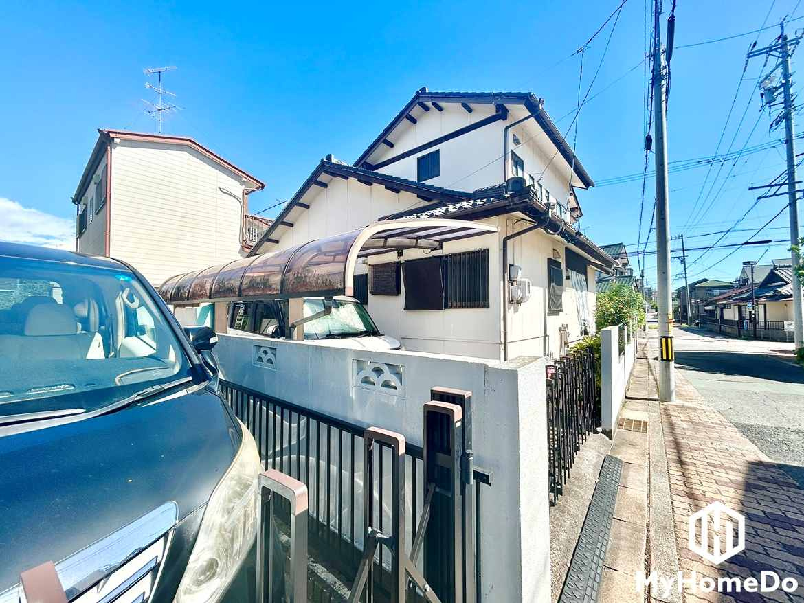 守山区小幡中　2期の外観