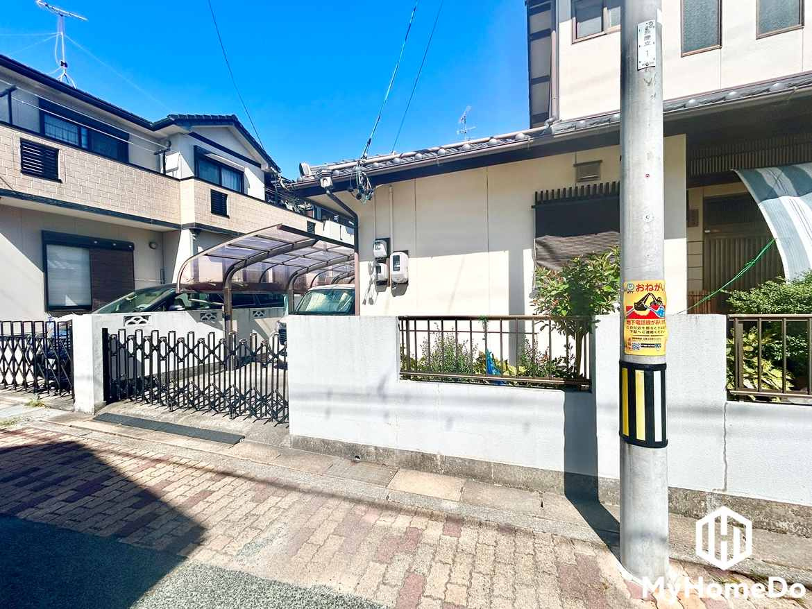 守山区小幡中　2期の外観