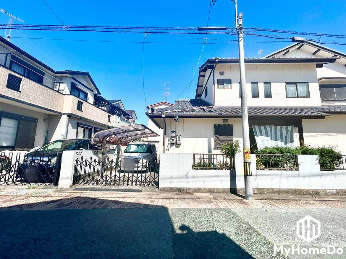 守山区小幡中　2期の外観