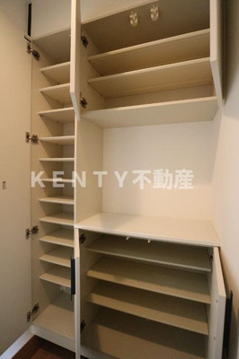 【収納】 | 大田区田園調布１丁目住宅 | 収納スペース豊富です