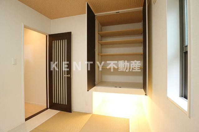 【収納】 | 大田区田園調布１丁目住宅 | 小物を収納するのに便利です