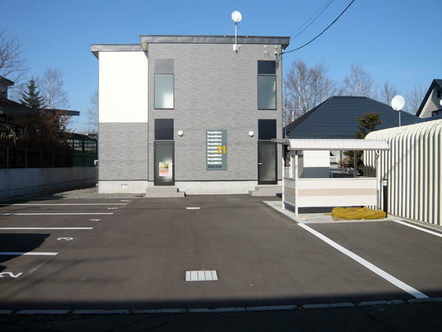 レオパレスサカス
