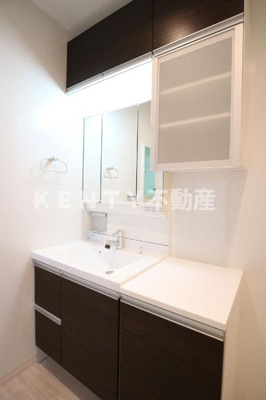 【洗面所】 | 大田区田園調布１丁目住宅 | 洗面所です