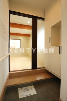 【玄関】 | 大田区田園調布１丁目住宅 | ゆったりとした玄関です