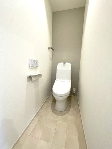 岡山市中区藤原西町　戸建てのトイレ|1階トイレです。