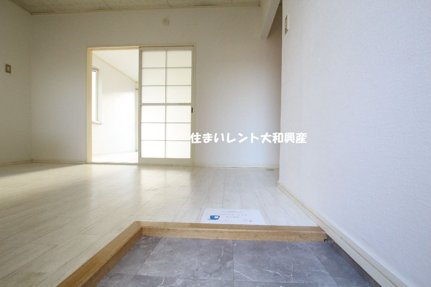 サニーハウスⅠの玄関