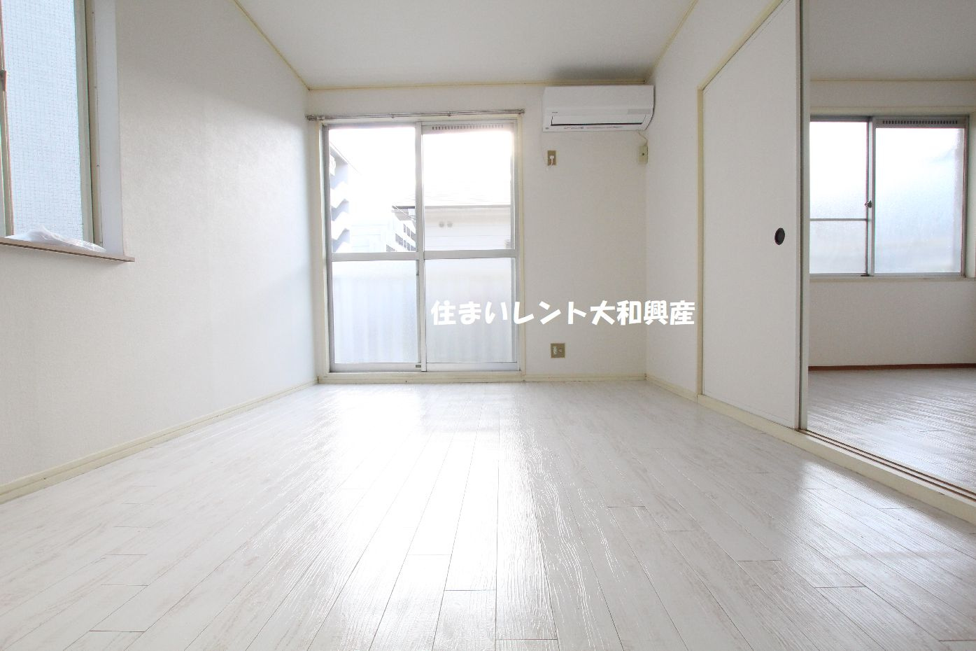 サニーハウスⅠの居間・リビング