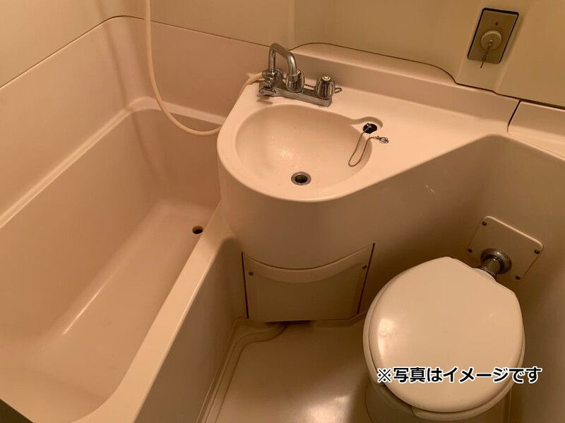 ジュネパレス市川第3の浴室
