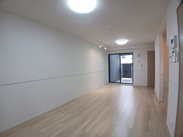茅ヶ崎市松林２丁目のアパートの居間・リビング
