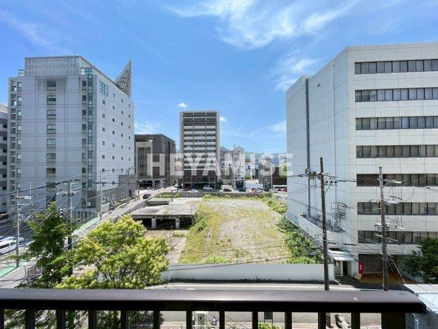 ボンヌール県庁坂の展望