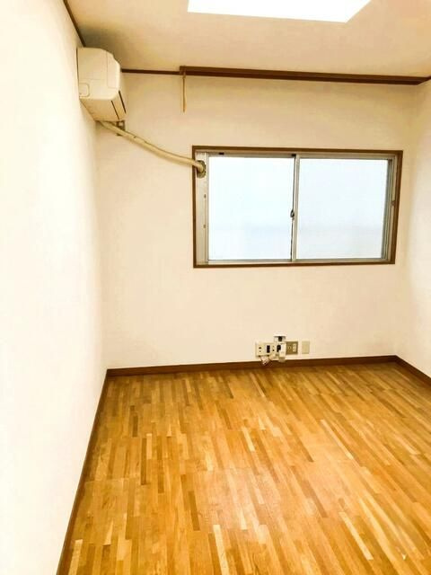台東区三ノ輪１丁目の店舗事務所の内装