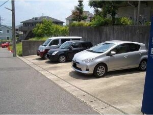 サンポート浅井の駐車場