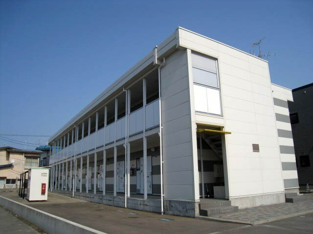 レオパレスウェストタウン