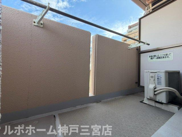 中山手ミオ壱番館のバルコニー