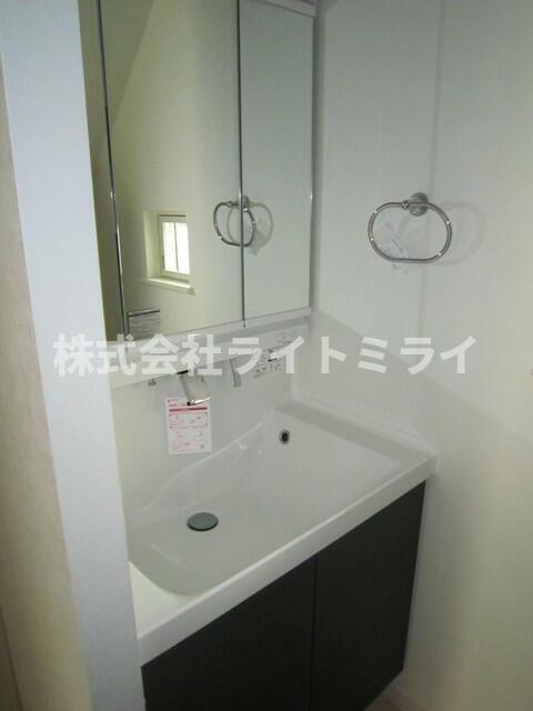 メゾントレフルの洗面所