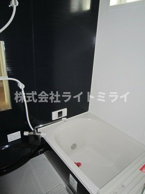 メゾントレフルの浴室