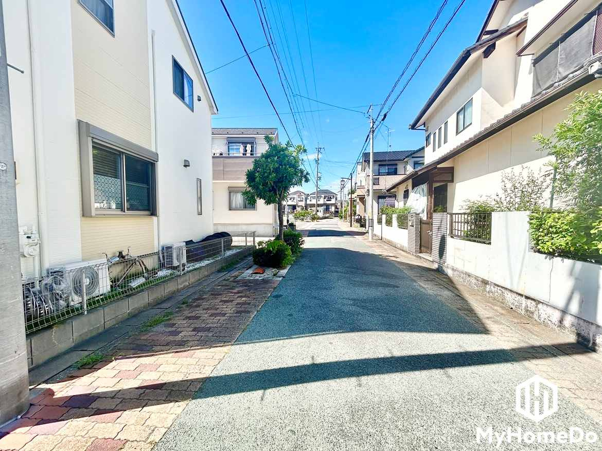 守山区小幡中　2期の前面道路含む現地写真