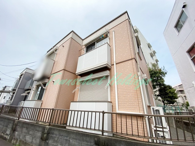 藤沢市藤沢のアパートの外観