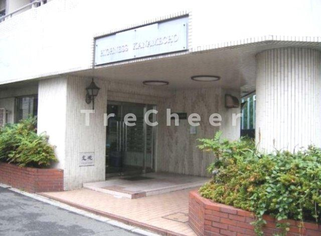 ハイネス要町のエントランス