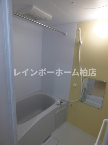 特典：仲介手数料が無料です!!の浴室|浴室暖房乾燥機があります