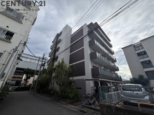 ラビグレイス武庫川ウエストの外観
