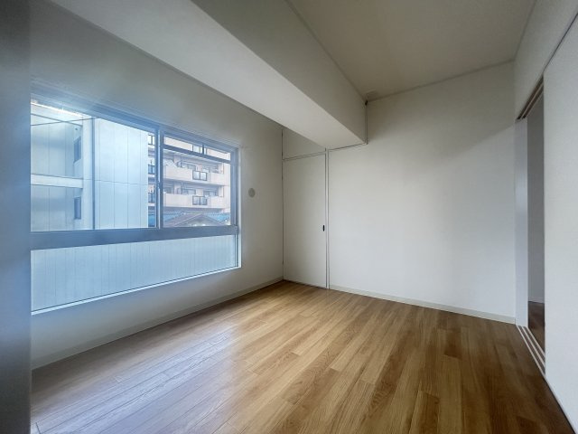 【寝室】 | グランソシエ大正