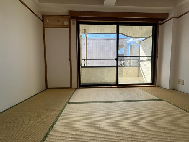 八幡西島田ハイツのバルコニー