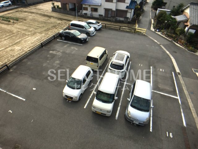 【駐車場】 | コーポ東荒子Ｂ | 駐車場完備です
