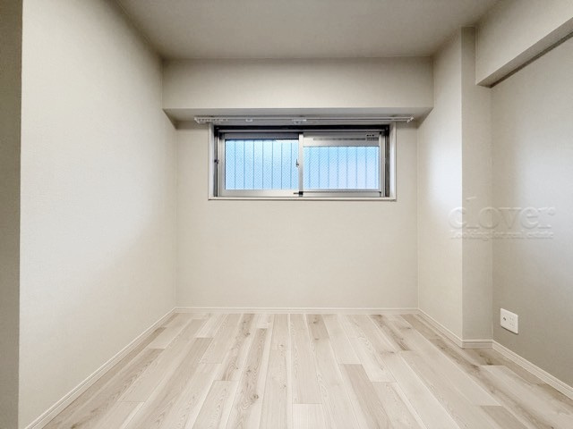 【受付】 | 大森ハイツ | 管理人さんが勤務する管理室です。マンションに出入りする人たちを見守り、注意を払ってくれています。～即日のご見学可能～　お問合せはお気軽にどうぞ。

