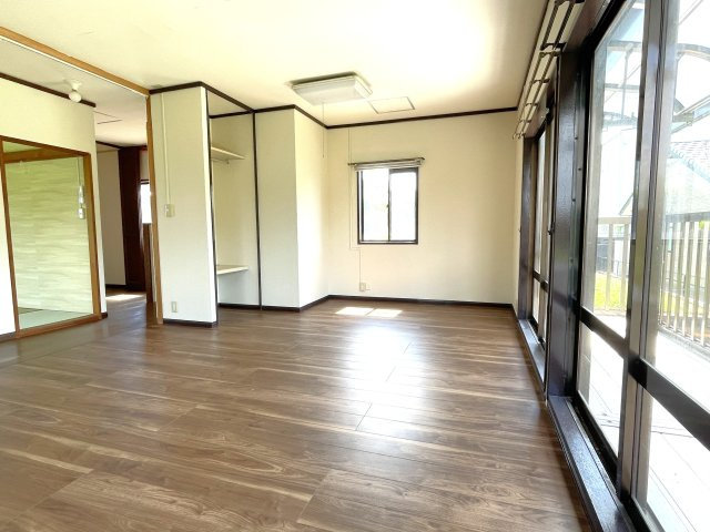 山武市成東冨士見台貸家の洋室