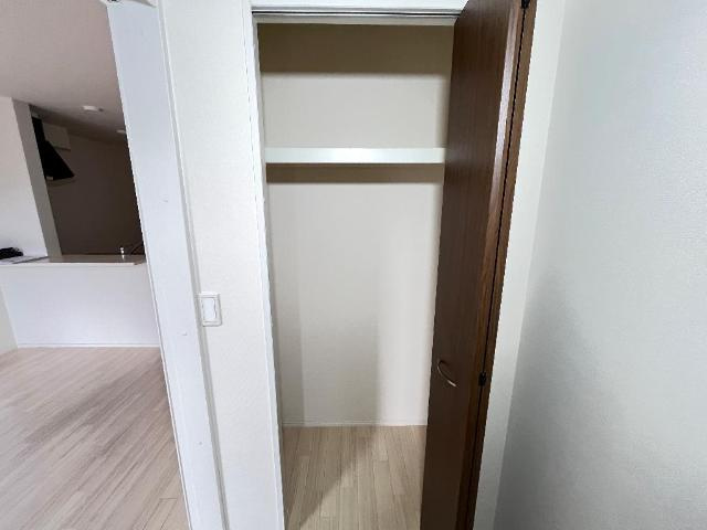 フェリチタ　エテルノの収納|玄関フロア収納