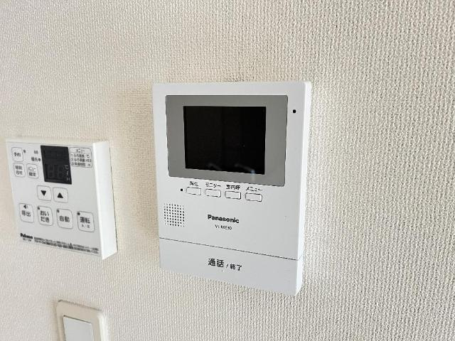 フェリチタ　エテルノのセキュリティ|カメラ付インターホン
