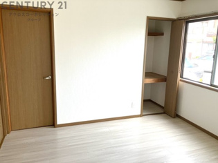 ファミーユ村上の居間