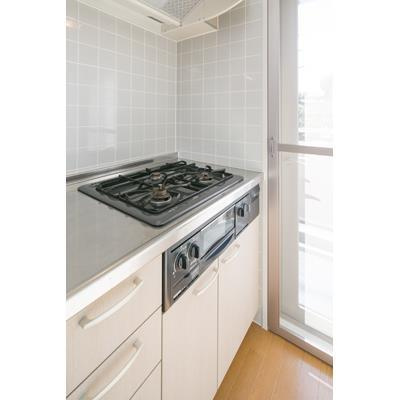 鎌倉市小町２丁目の賃貸マンションのキッチン