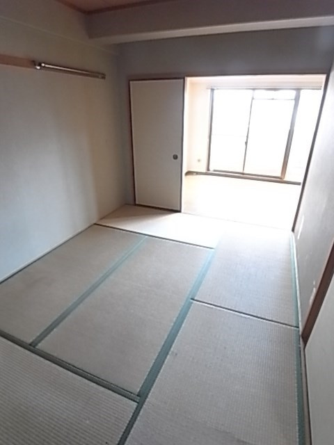 トレビアン華の和室