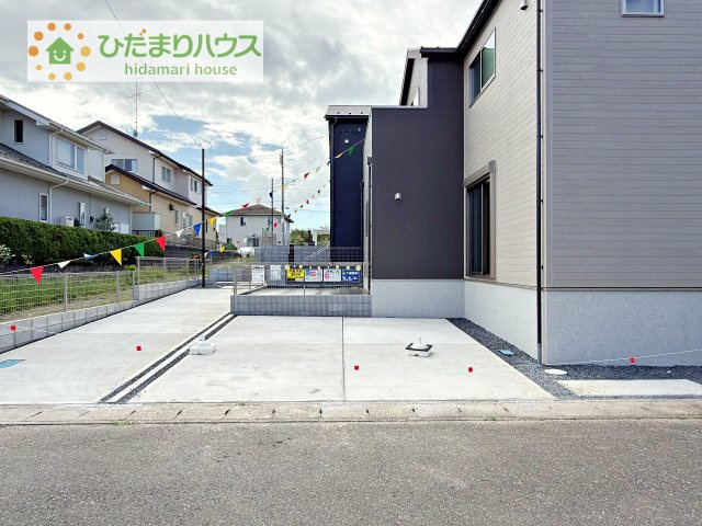 【駐車場】 | 龍ケ崎市久保台2丁目第1期　新築戸建　4号棟 | マイホームなら駐車場代がかかりません！しかも、自宅の駐車場で洗車ができます！今までコイン洗車に行っていた手間も省けて、節約にもつながります(^^♪