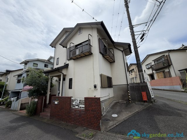 平塚市真田4丁目　中古戸建