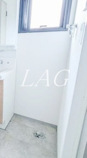 【設備】 | Ｌａ　Ｂｌａｎｃｈｅｕｒ桜新町 | 室内洗濯機置き場です。
