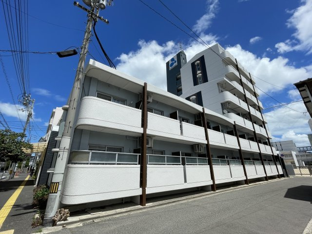 アルファ二番町の外観