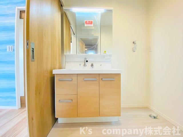 ◎茅ヶ崎市甘沼　新築戸建　1号棟の独立洗面台|同施工例◇