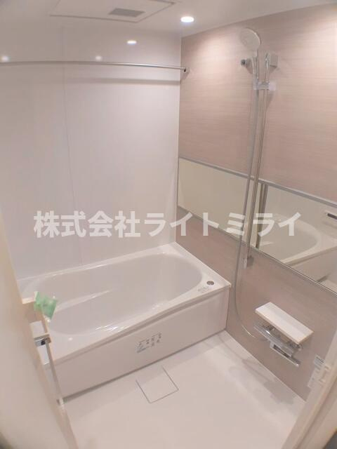 レジディア文京本郷の浴室