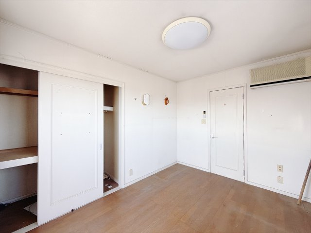 【中古戸建】高崎市剣崎町の洋室|■洋室｜子供部屋のメリットは「自立心を養うことができる」「自分で整理整頓できるようになる」そして、お子様が成長した際には「プライバシーを確保できる」といい事だらけ♪