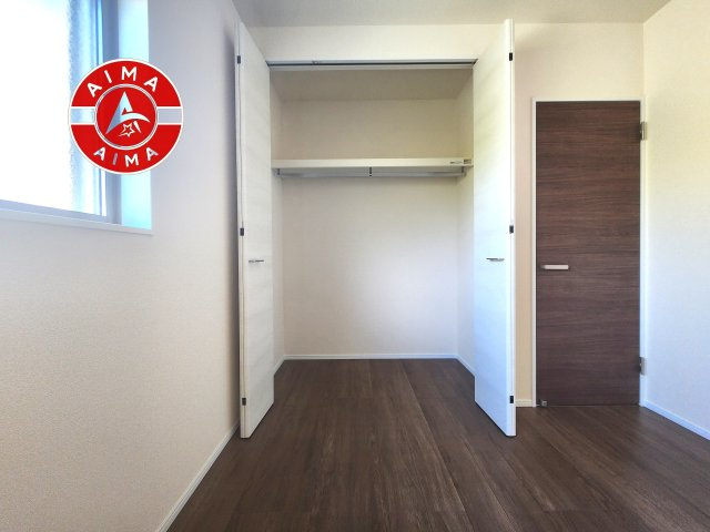 福岡市西区生松台1丁目第1-2棟（1号棟）の内観：施工例|収納には困りません。
